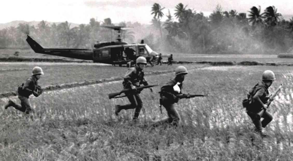  taken by the best combat photographer of the Vietnam WarHenri Huet